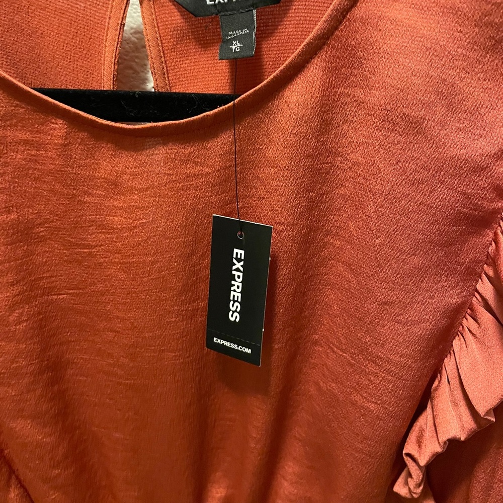 Express Sleeveless Ruffle Top Size XL - Picture 9 of 11